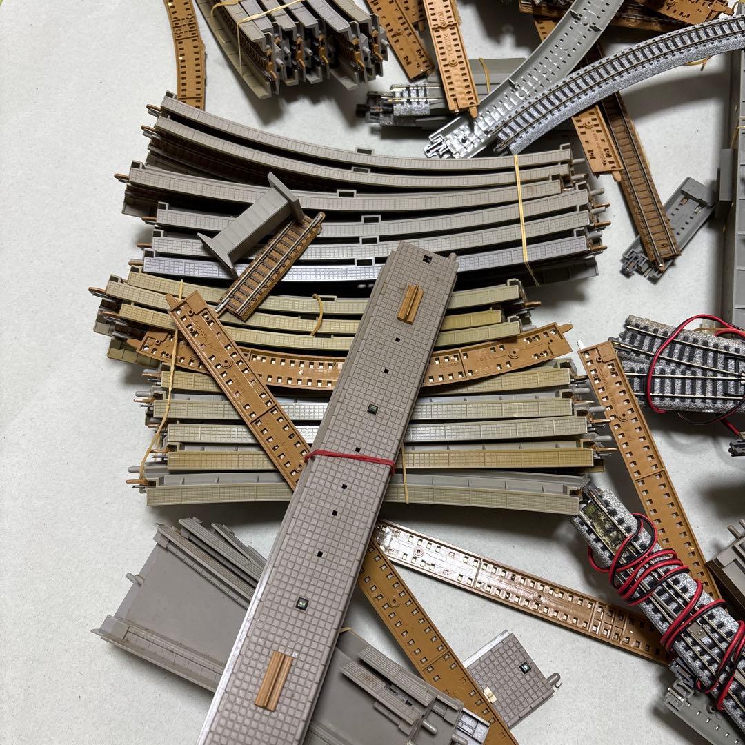 レールセット 多数部品大量まとめ出品ジャンク品tomix 他 レール車両6台