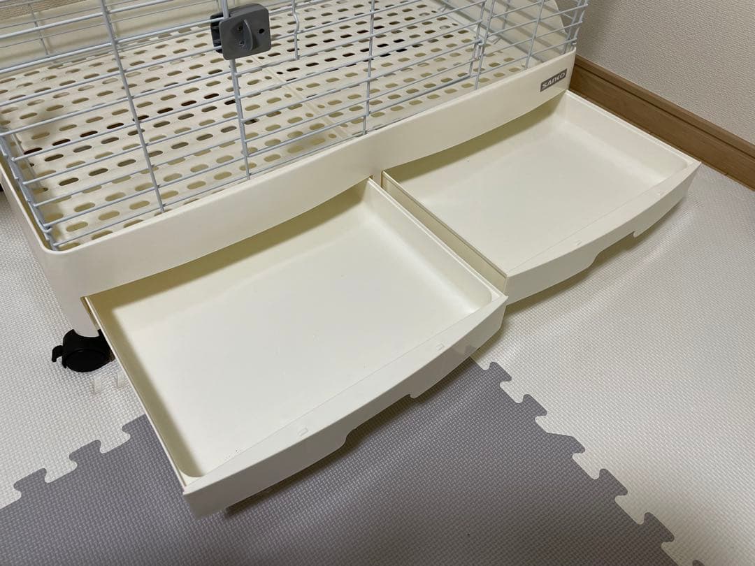 お値下げ！イージーホームエボ　80-WH 小動物用ケージ ホワイト おまけ付き