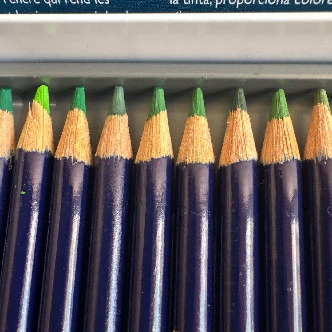 ダーウェント　インクテンスペンシル　水彩色鉛筆　72色