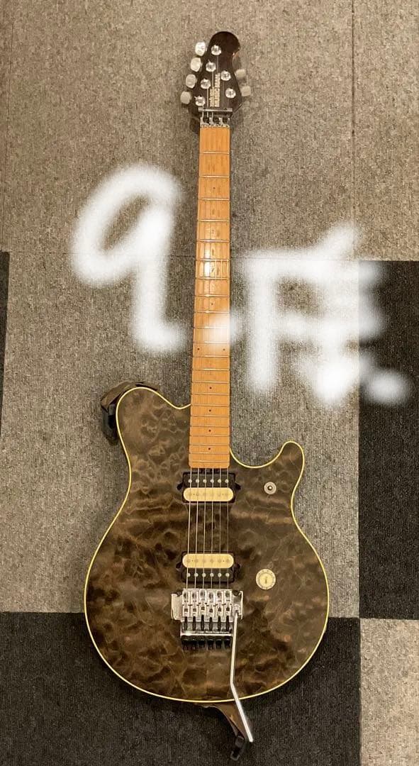 MUSIC MAN エレキギター