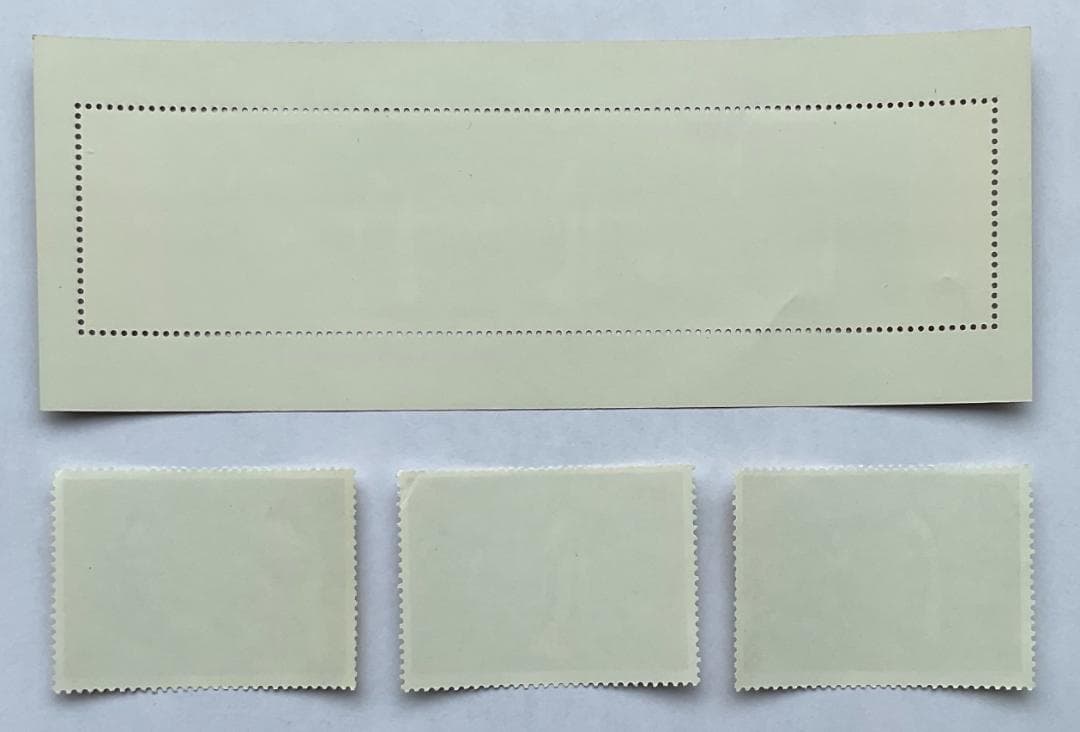 中国切手 中国画　唐美人 T.89 1984年　３種完＋小型シート　未使用