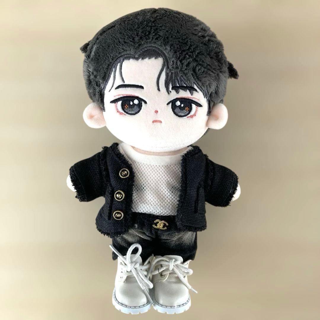 王一博 ぬいぐるみ1体 洋服靴帽子のお買い得セット