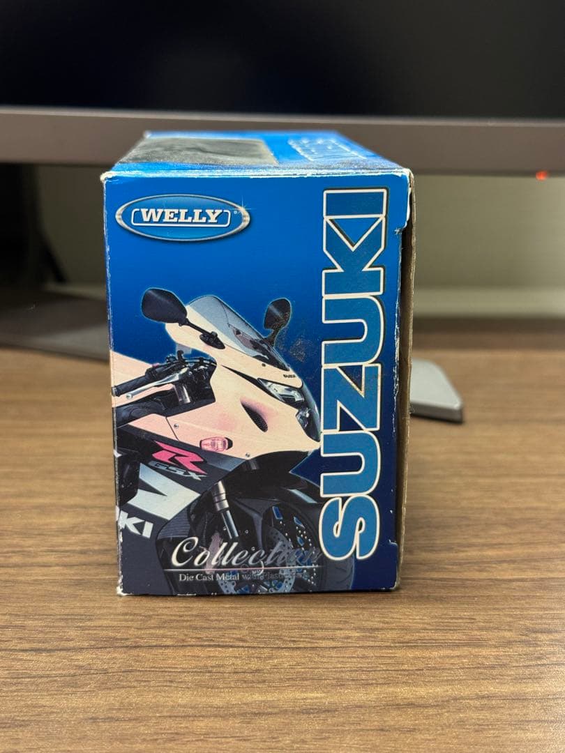 超劇レア　Suzuki 1:18 HAYABUSA 隼　鈴鹿サーキットモデル