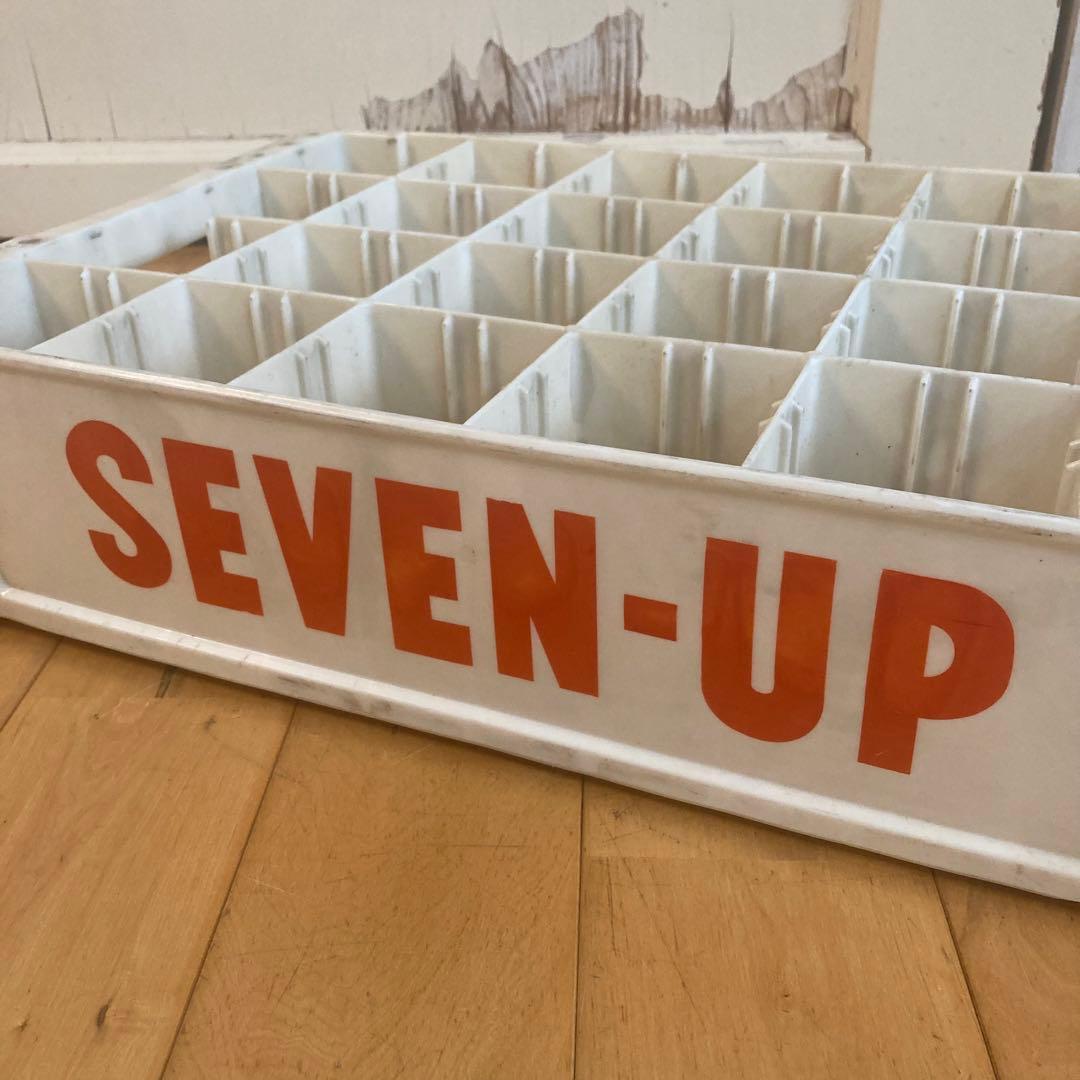 ☆ビンテージ☆セブンアップ　カタカナ　レトロ　アドバタイジング