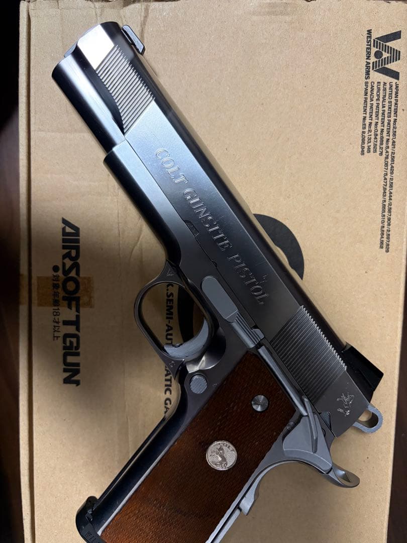 ウエスタンアームズ　ガバメント　ガスブロ　木グリ付き