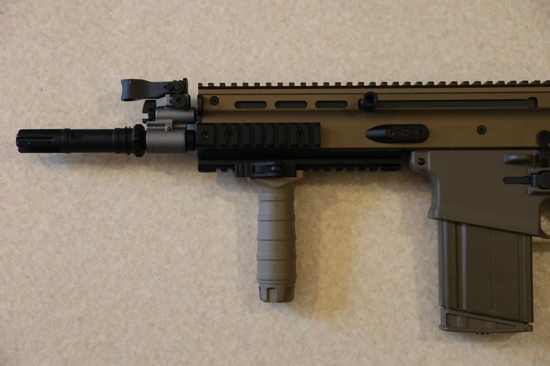 た*も様 東京マルイ　次世代電動ガン　スカーL　フラット・ダークアース