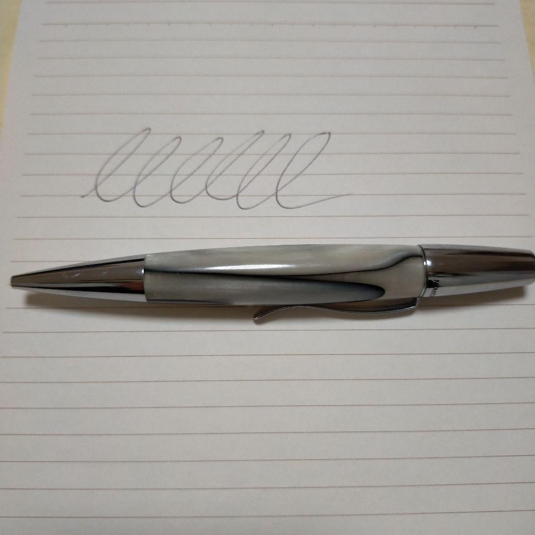 シルバーメタルボールペン 流線型デザイン