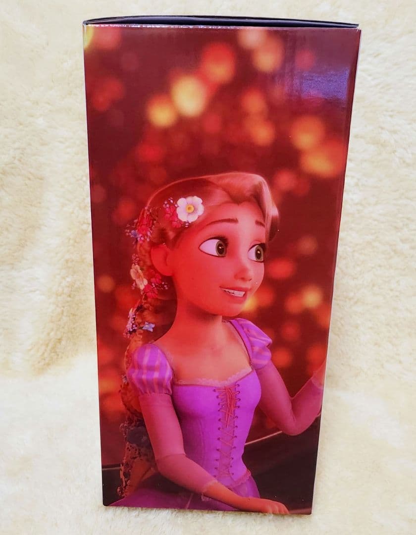 ラプンツェル　LEDライト　ディズニーストア　パスカル