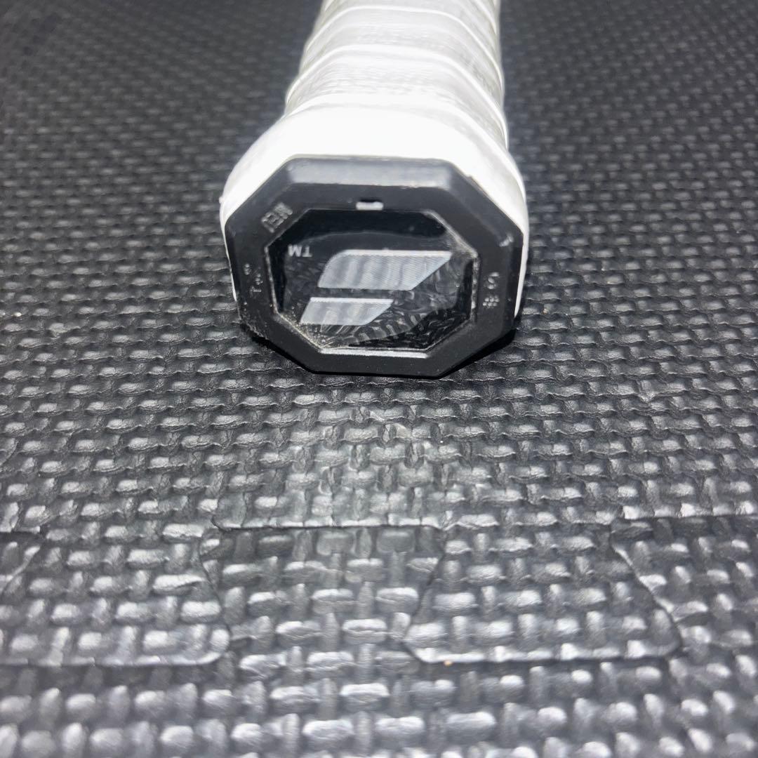 バボラ　ピュアアエロ98 硬式テニス　ラケット