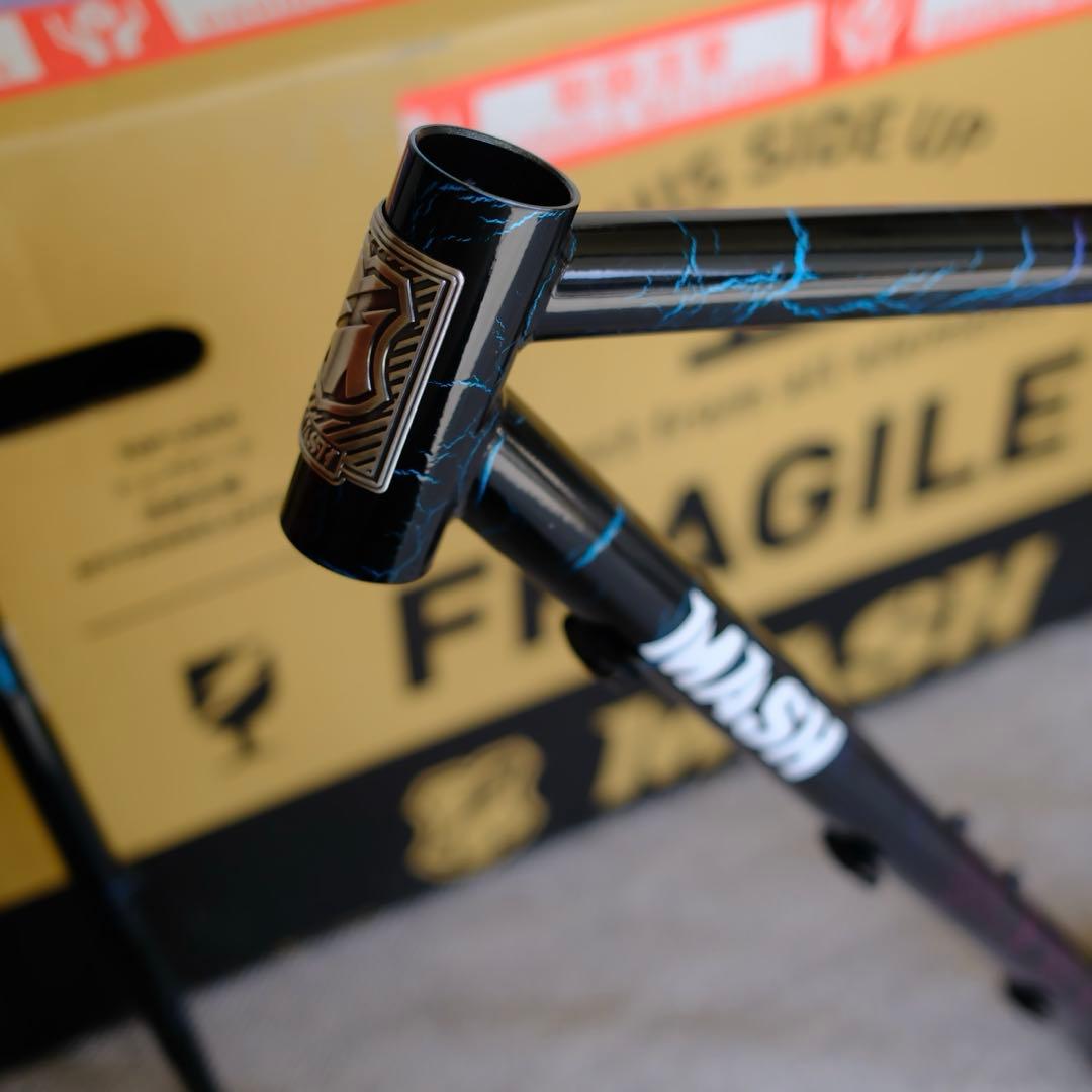 MASH フレーム ALL ROAD BLACK RAINBOW XS