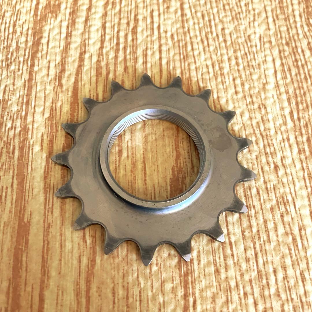 PHILWOOD track cog (1/8\") 17T コグ付き