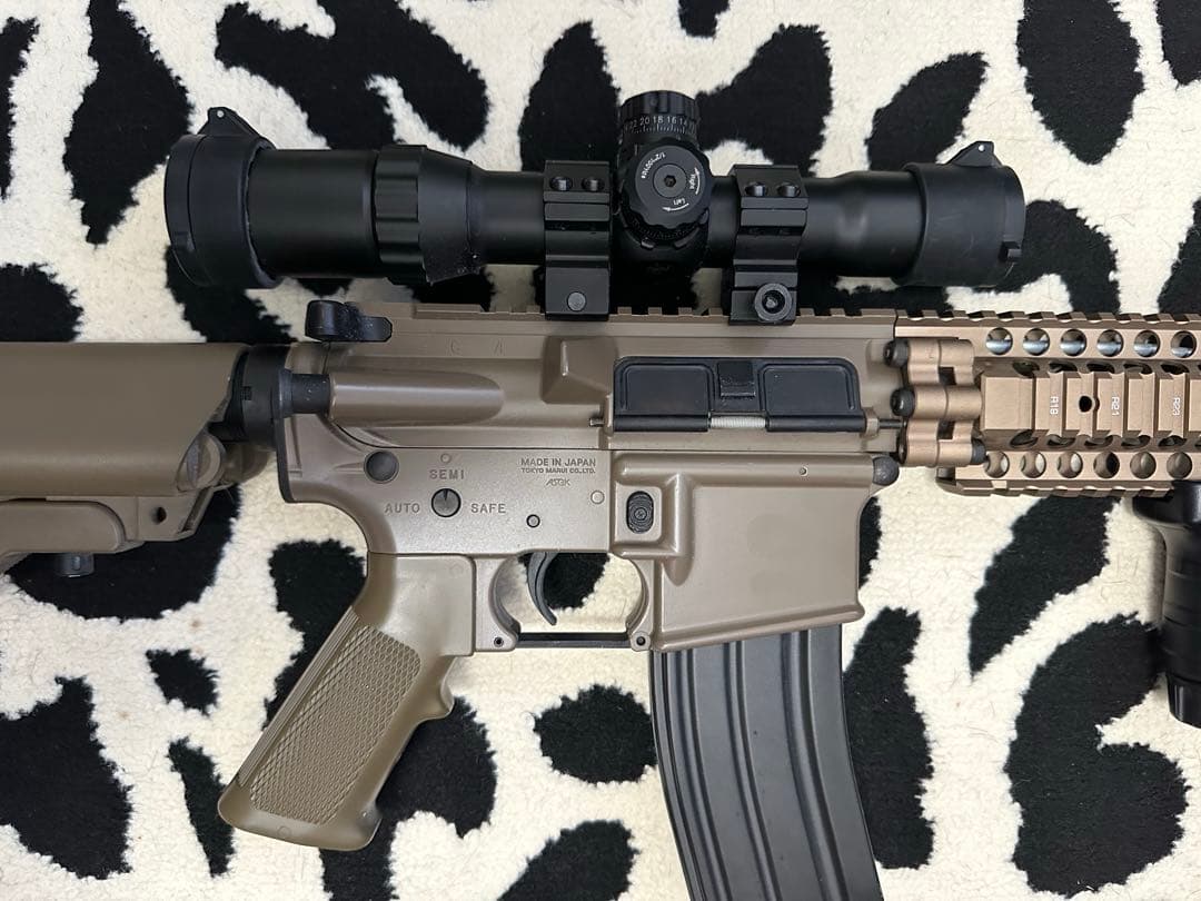 【東京マルイ】次世代電動ガン レシーライフル　M4 / M16