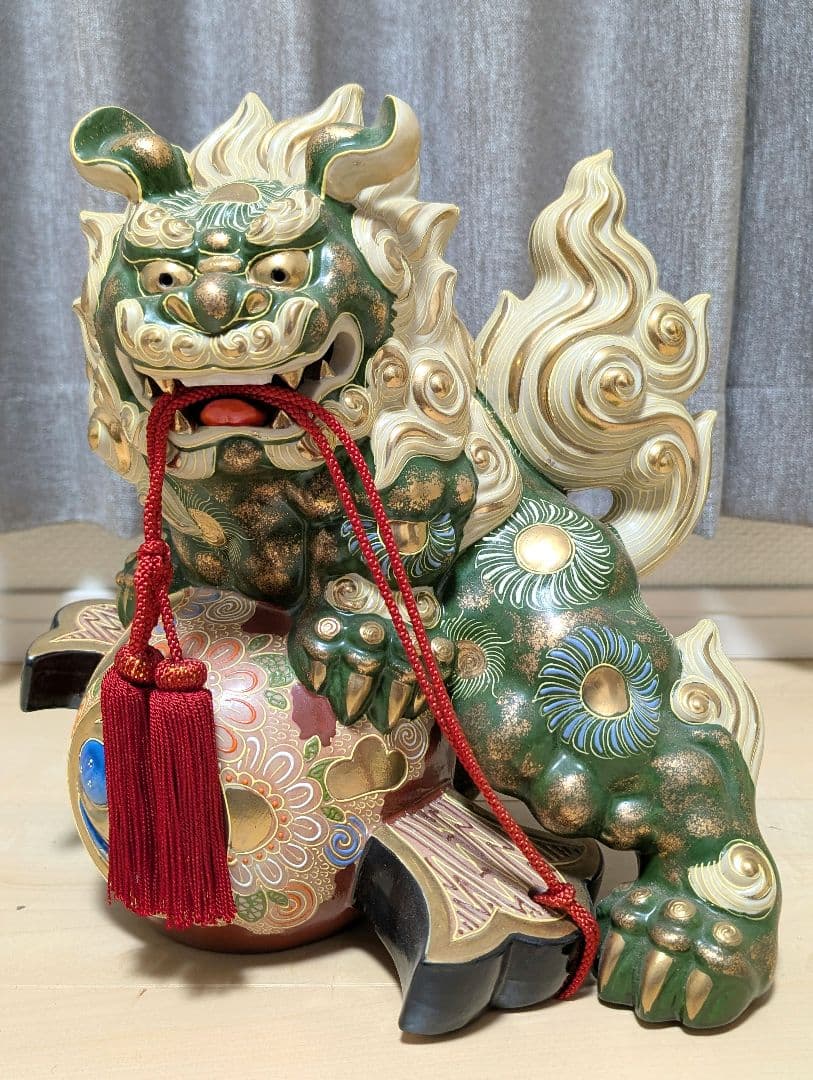 九谷焼 獅子 玉乗り 縁起物 置物 陶器 骨董品 時代物 アンティーク 古民家