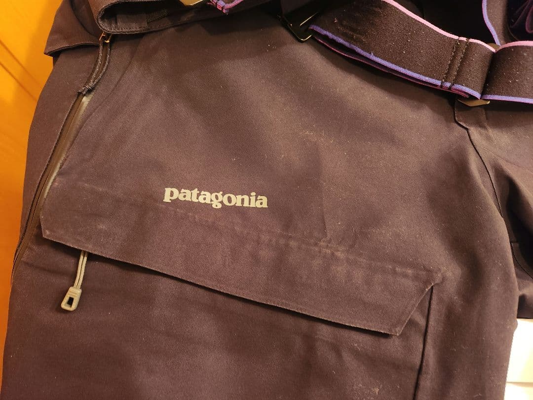 値下げ　Patagonia パウダーボウルパンツ　ゴアテックス　サスペンダーつき