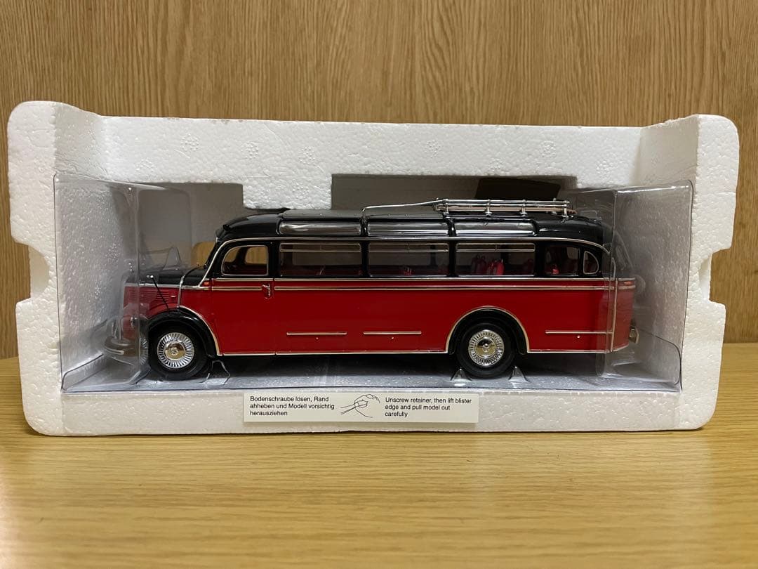 1/43 ミニチャンプス メルセデス O 3500バス 1950