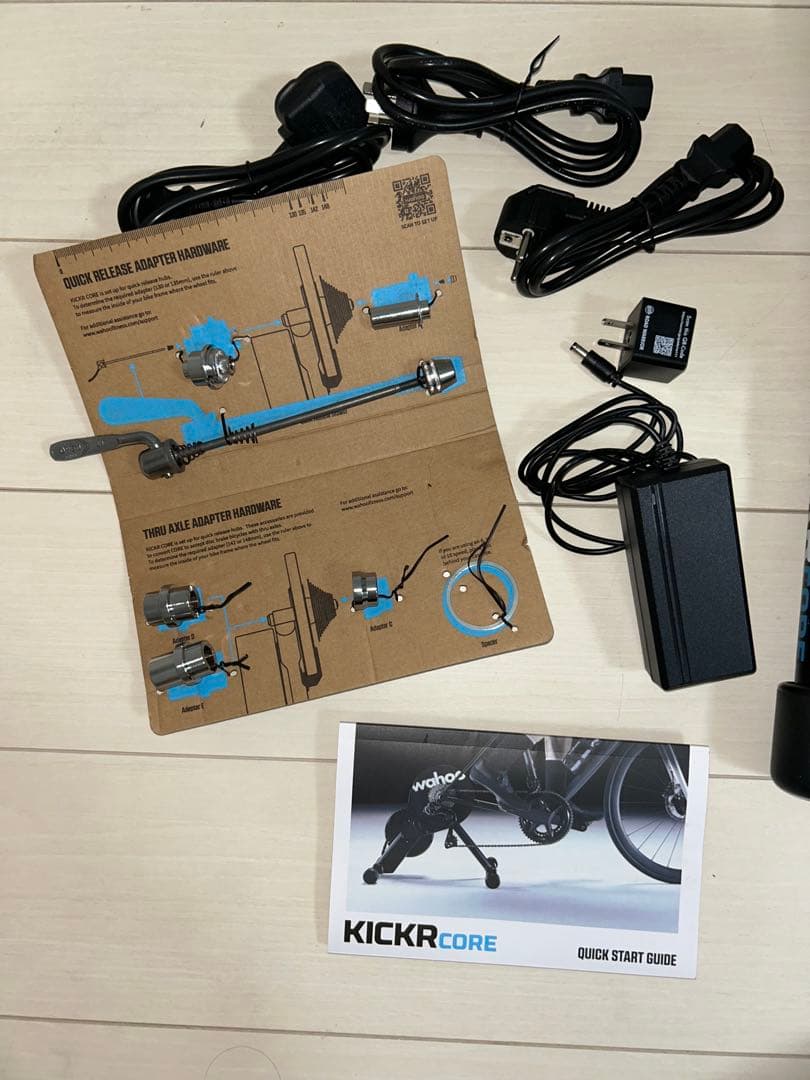 ３月までの出品 Wahoo KICKR CORE ズイフトコグ付き