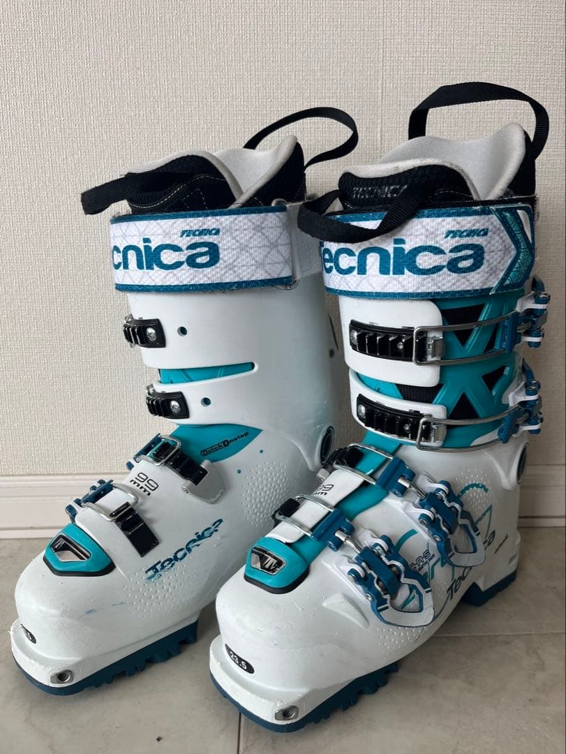 スキー靴 23.5cm テクニカ