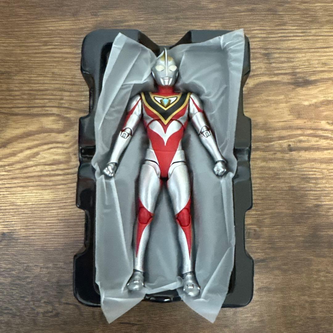 最終値下げ！真骨彫製法 ウルトラマンガイアセット
