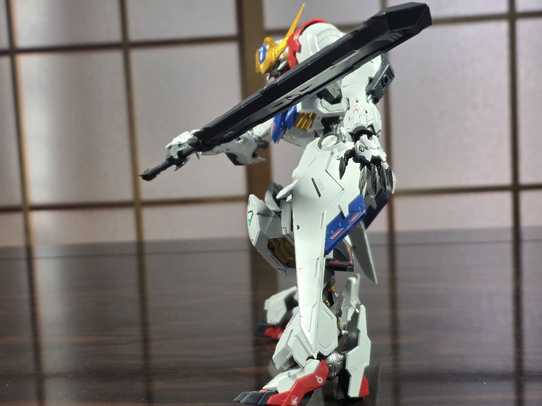 MG　バルバトスルプス(部分塗装組み立て済)