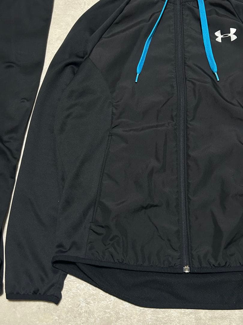 極美品 セットアップ アンダーアーマー ジャージ Mサイズ パーカー パンツ 黒