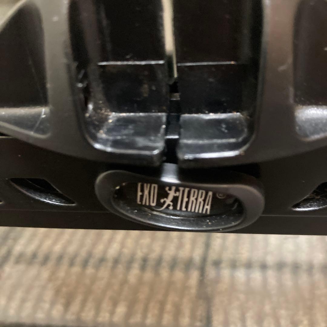 爬虫類飼育ゲージ