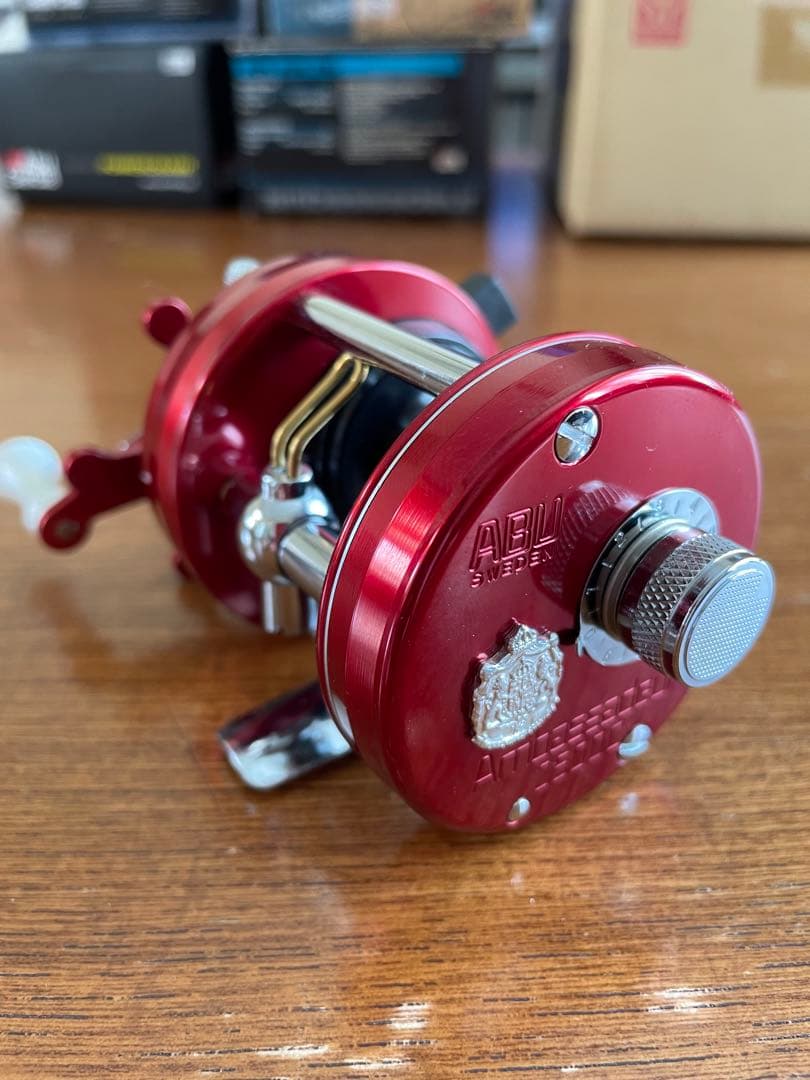 リール Abu Garcia 2500c Red