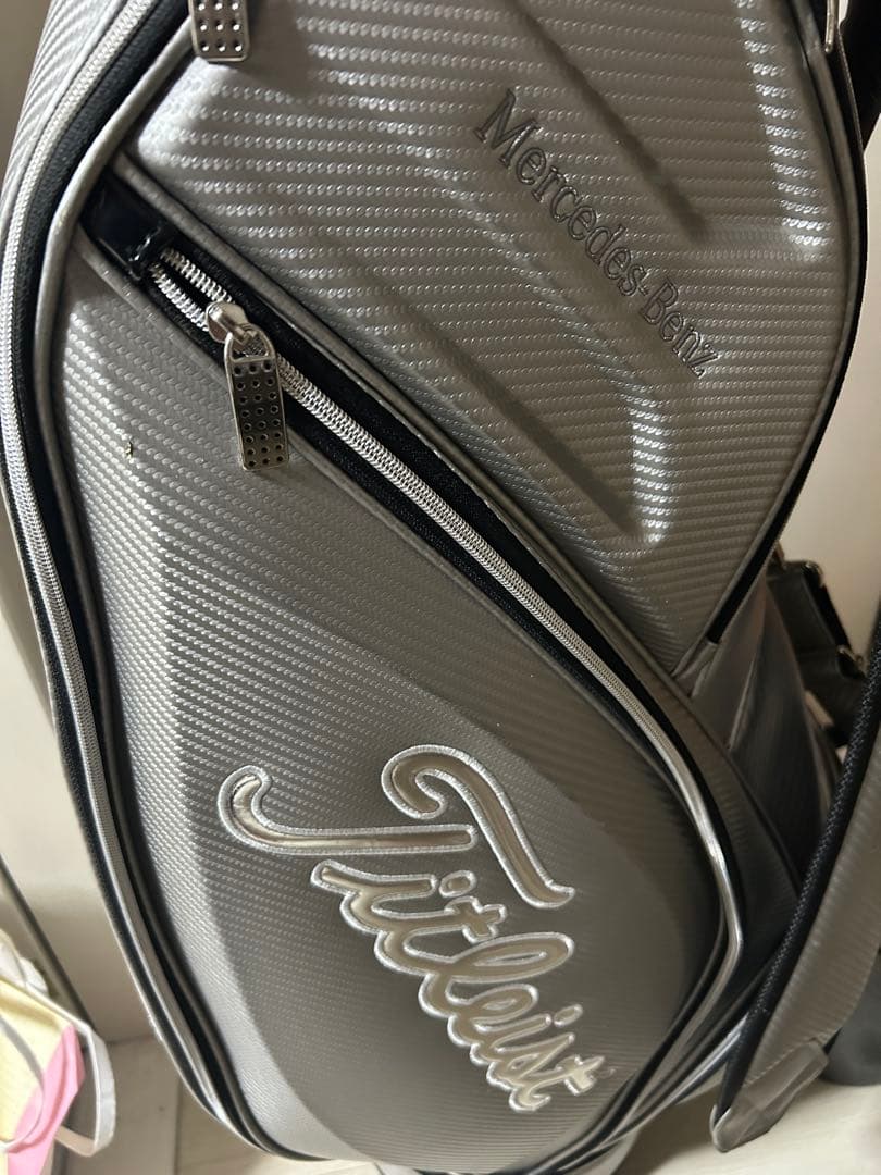 Titleist Mercedes Benz キャディバッグ　シルバー