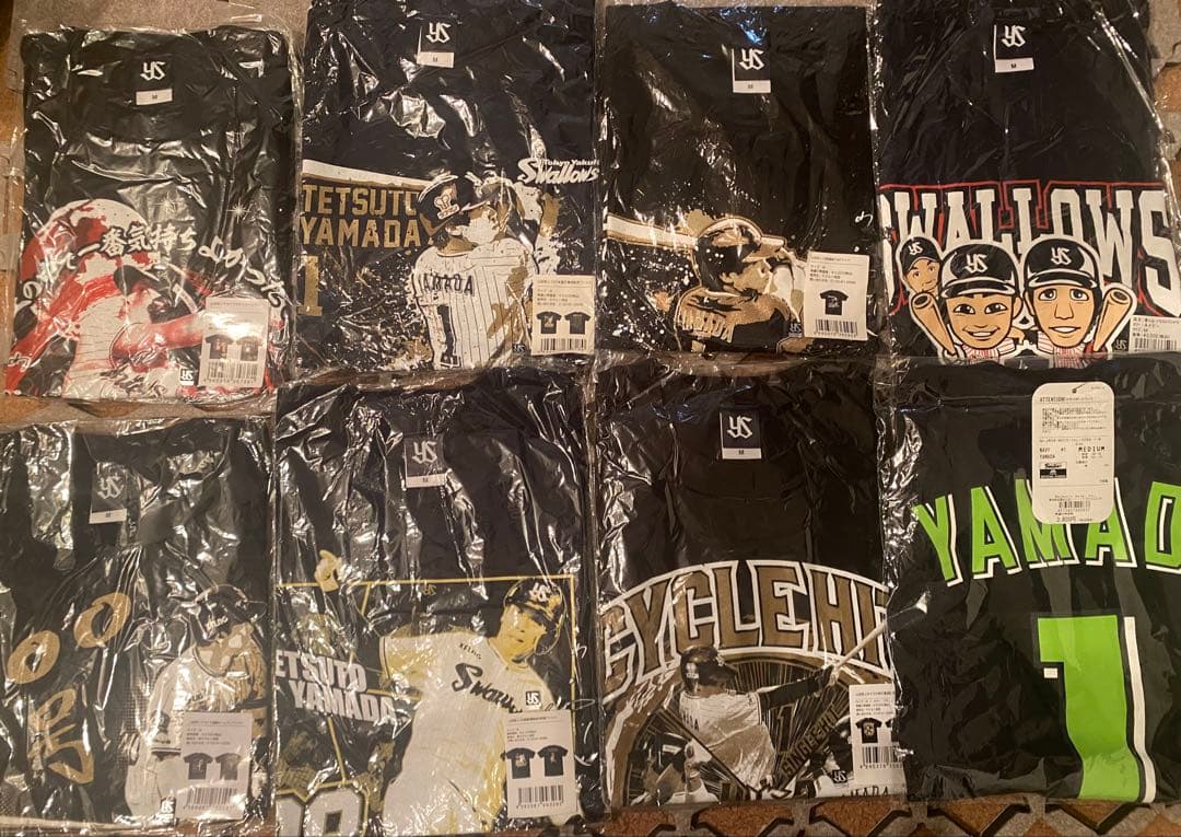 ヤクルトスワローズ　山田哲人選手Tシャツ8枚セット