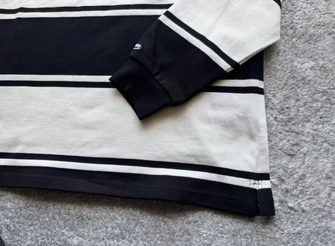 ストライプ長袖ポロシャツ