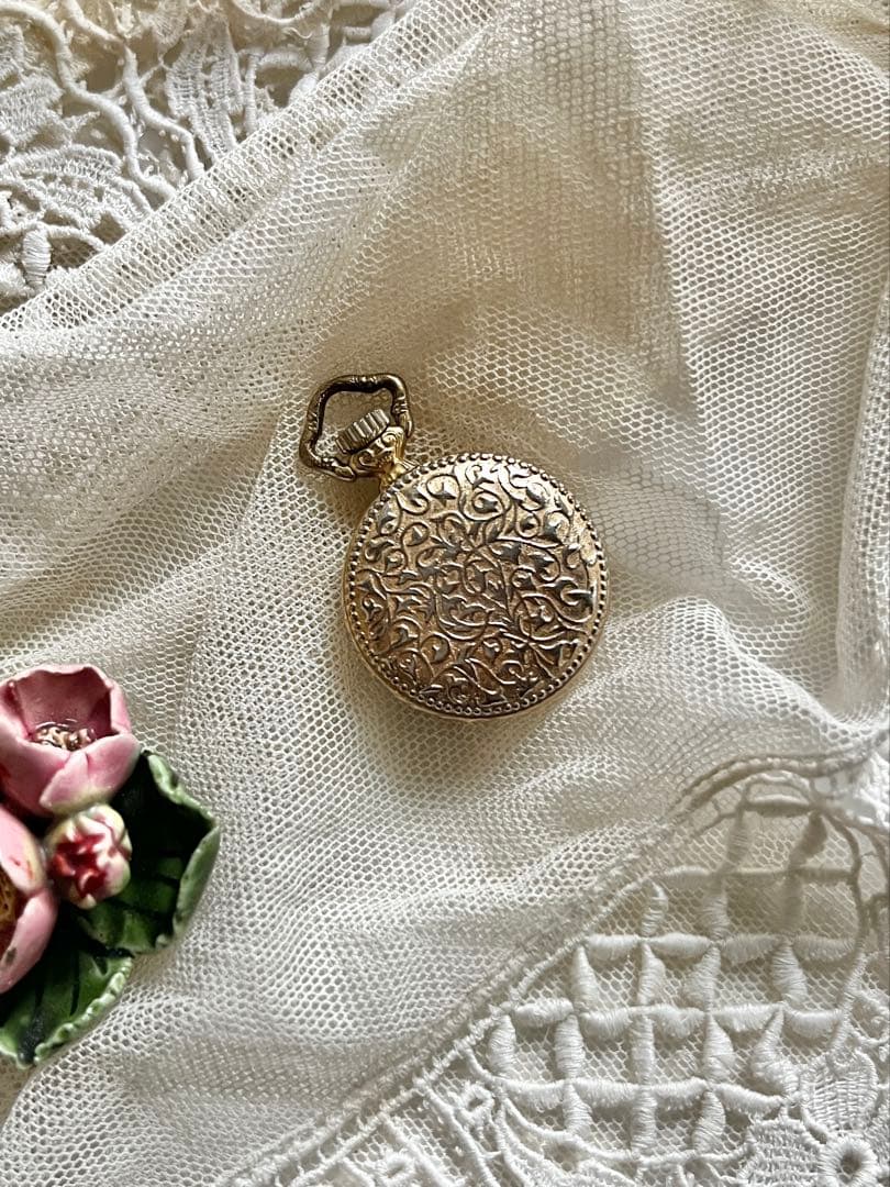 ◆スイスウォッチアンティーク｜小さな懐中時計Aミニペンダント金ゴールドネジ巻き