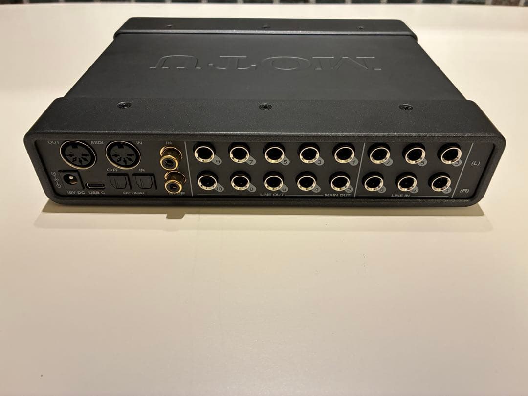 MOTU UltraLite mk5 オーディオインターフェイス