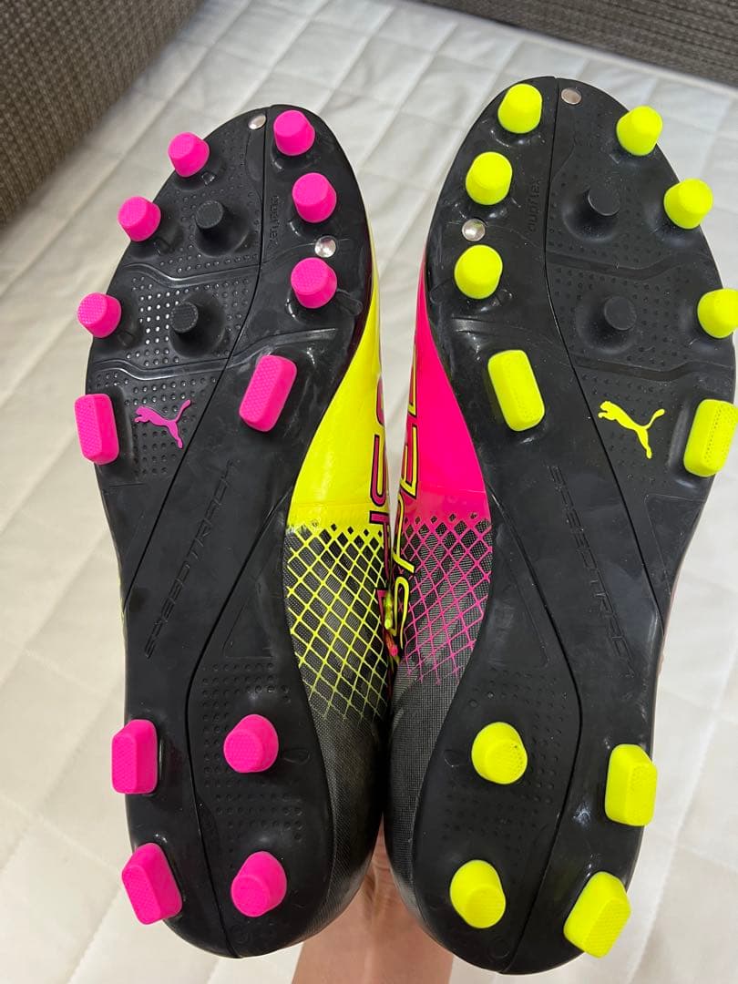 PUMA エヴォスピード　1.5 トリックス　HG 24.5cm