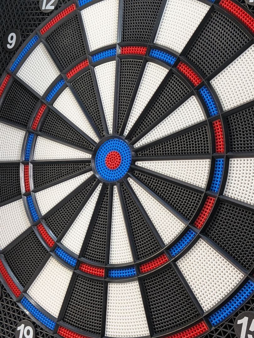 P847 【美品】電子ダーツボード KING'S HEAD 木製キャビネット付き