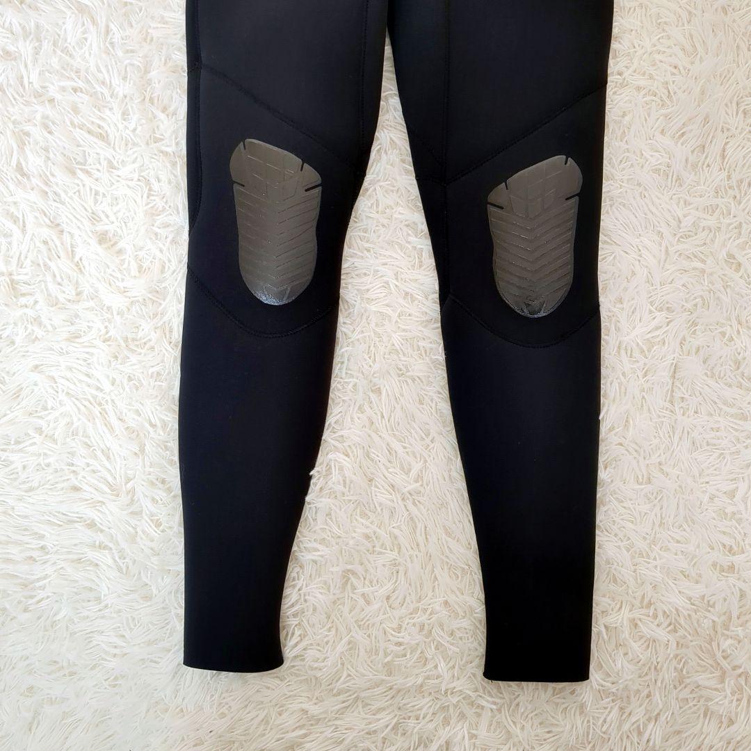 美品✨️BILLABONG レディース フルウェットスーツ L　花柄　紺