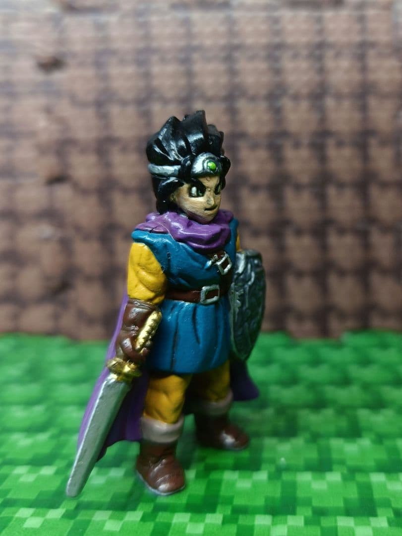 激レア　ドラゴンクエスト 勇者　消しゴム　フィギュア 　ペイント品