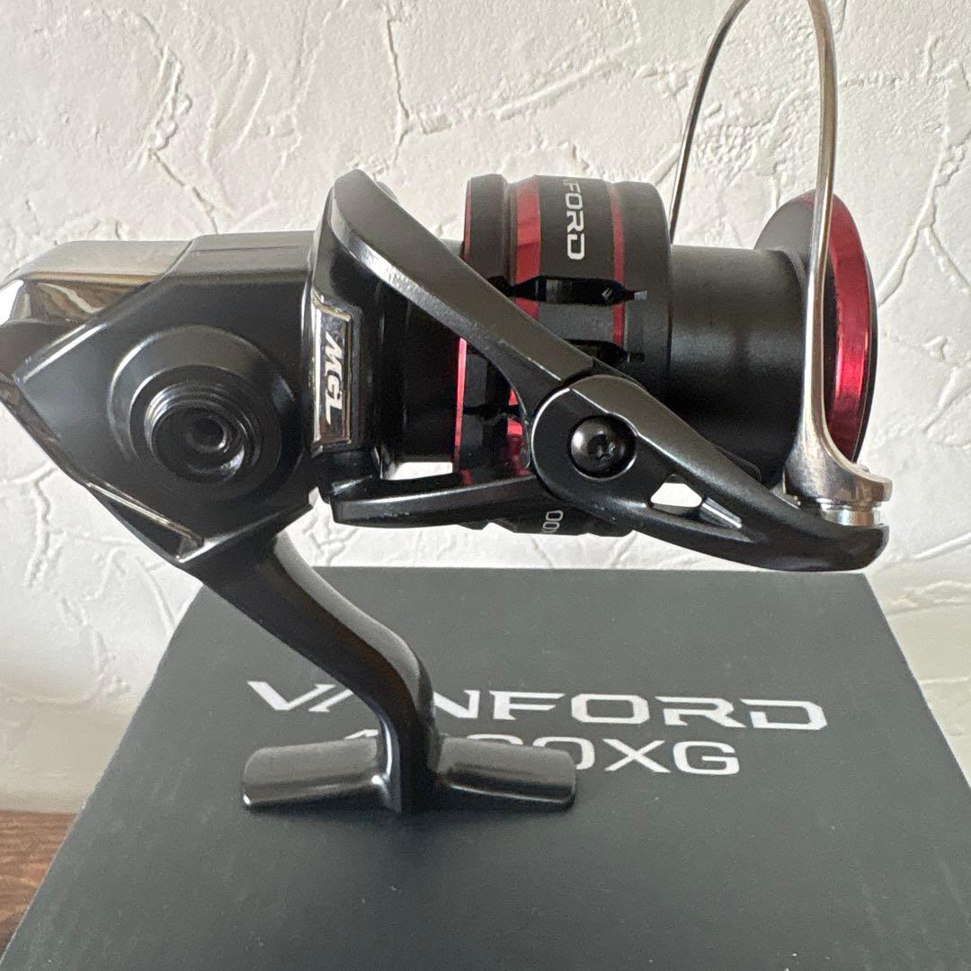 シマノ(SHIMANO) スピニングリール 20 ヴァンフォード 4000XG