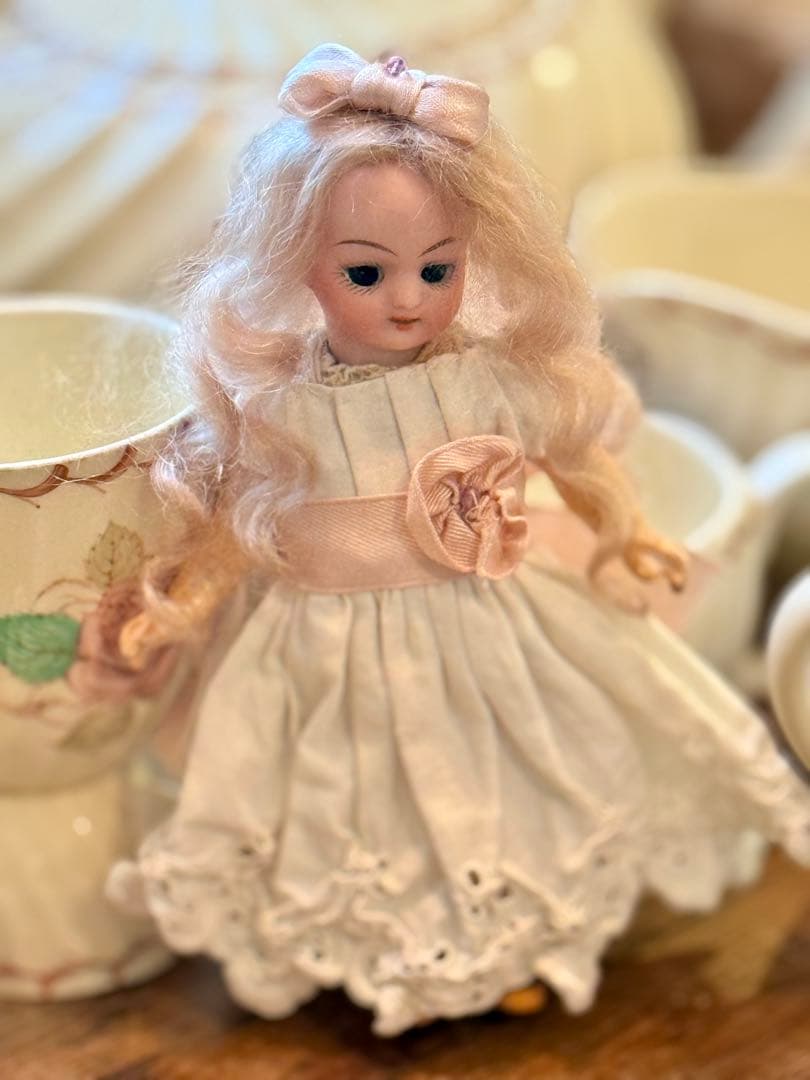 アンティーク　ミニョネット　ドール