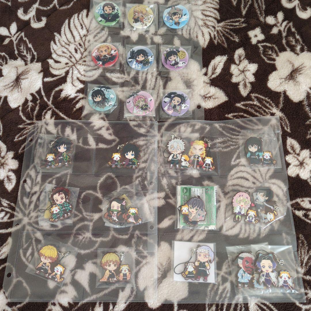 ◇鬼滅の刃　まとめ売り　75点　非売品　缶バッジ　クリアファイル　アクスタ