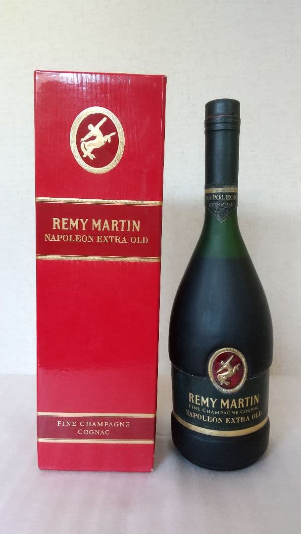 【未開栓古酒 】 REMY MARTIN NAPOLEON EXTRA OLD