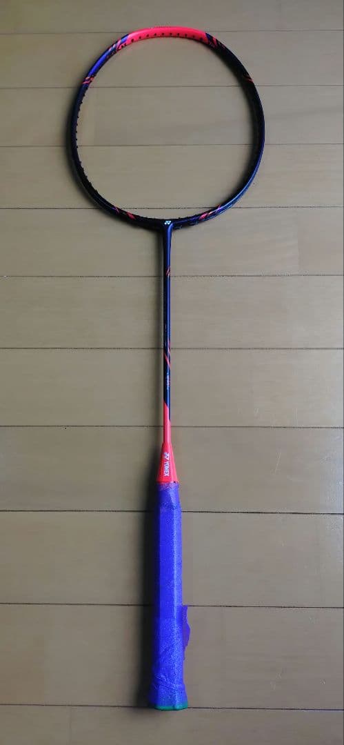 ヨネックス　バドミントンラケット　ボルトリックグランツ　4UG6