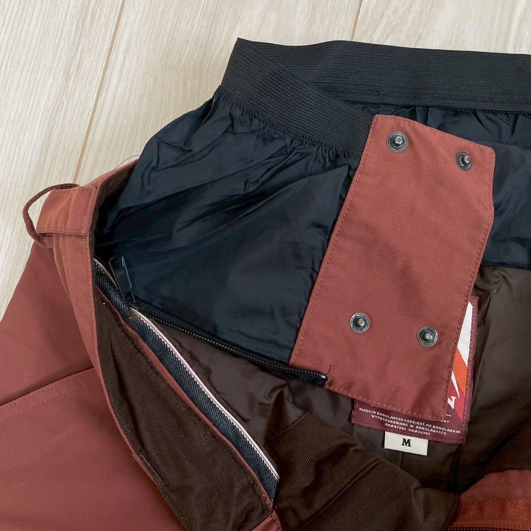 バートンBURTONスノーボドウェア　スノボ　メンズ　上下セット　カモフラ