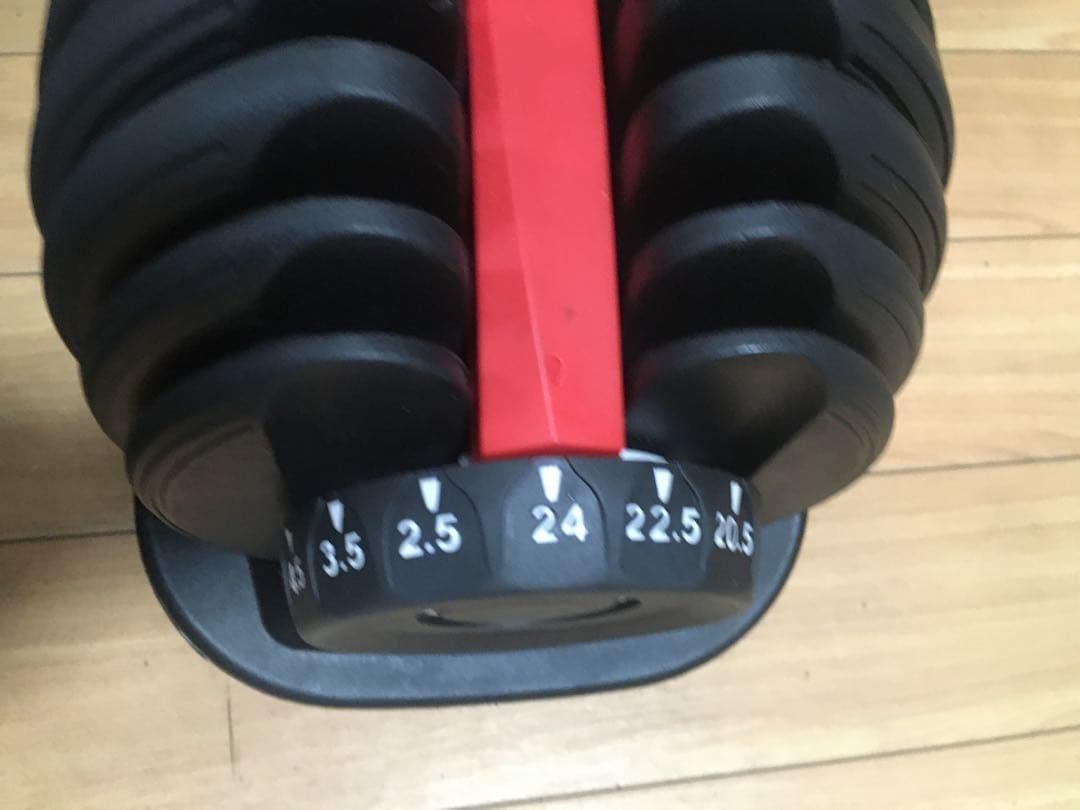 ① 可変式ダンベル 24Kg x 1個