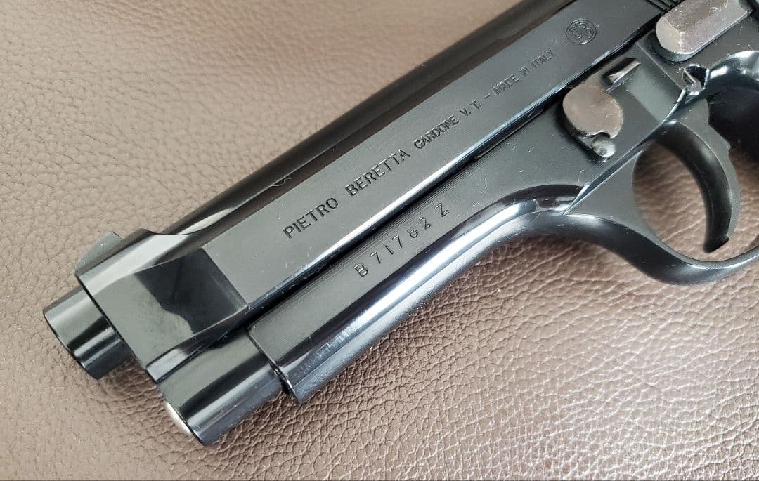 ゴリラ・警視庁捜査第8班 風間使用 スズキ ベレッタ M92SB 未発火品