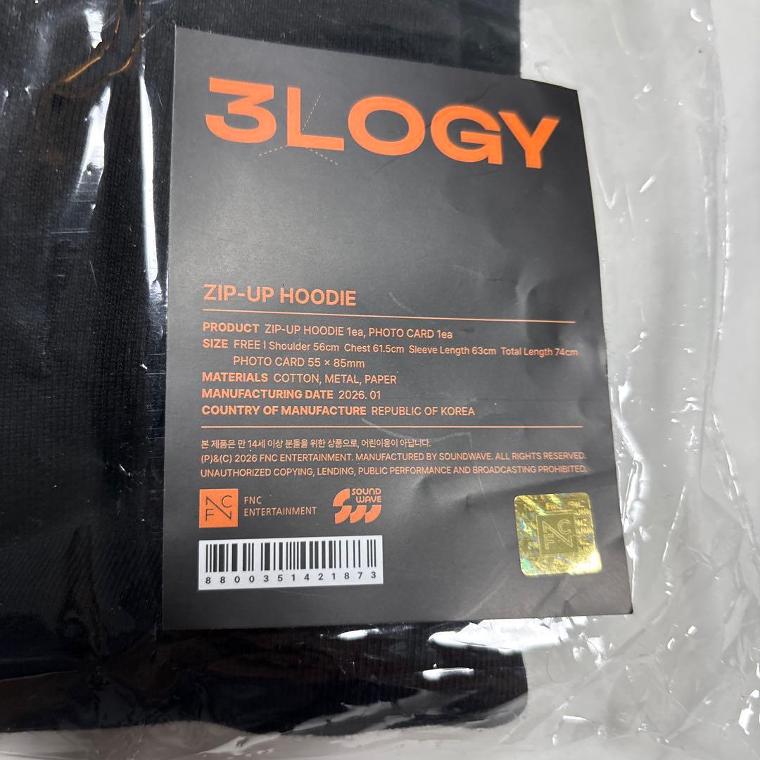 ⭐︎2026 CNBLUE ソウルコン '3LOGY ZIP-UP HOODIE