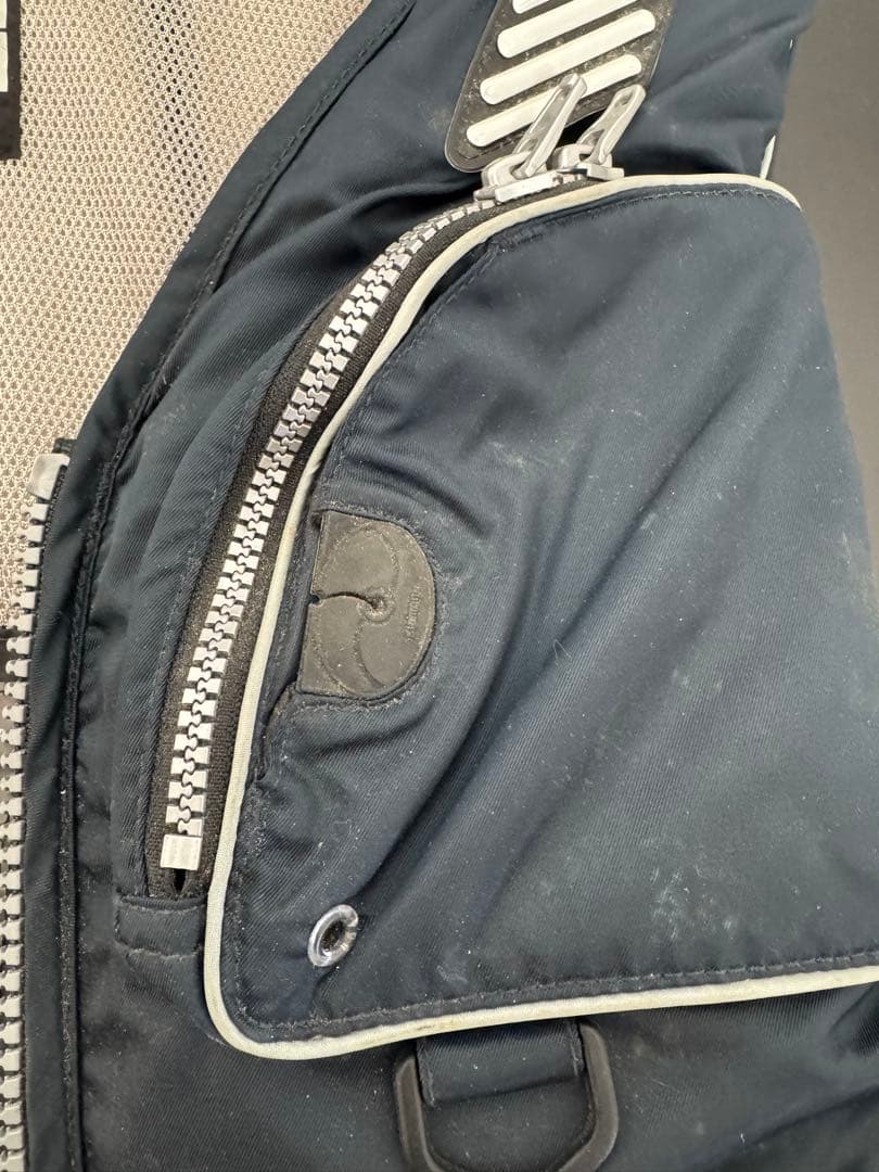 シマノ NEXUS フィッシングベスト ネイビーLLサイズ（管理No.R2）