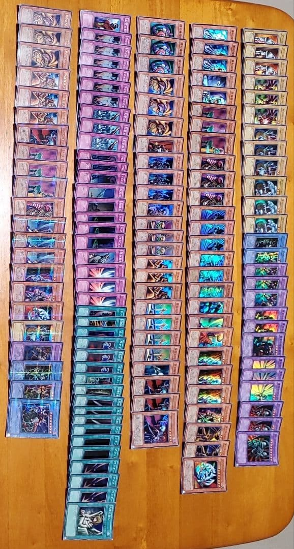 遊戯王　スーパーレア以上まとめ売り　900枚以上　全日版　再録無し　新年特別価格