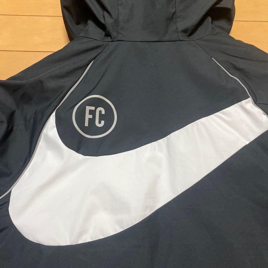 NIKE F.C. ナイキフーディ中綿ベンチコートジャケットSサッカー