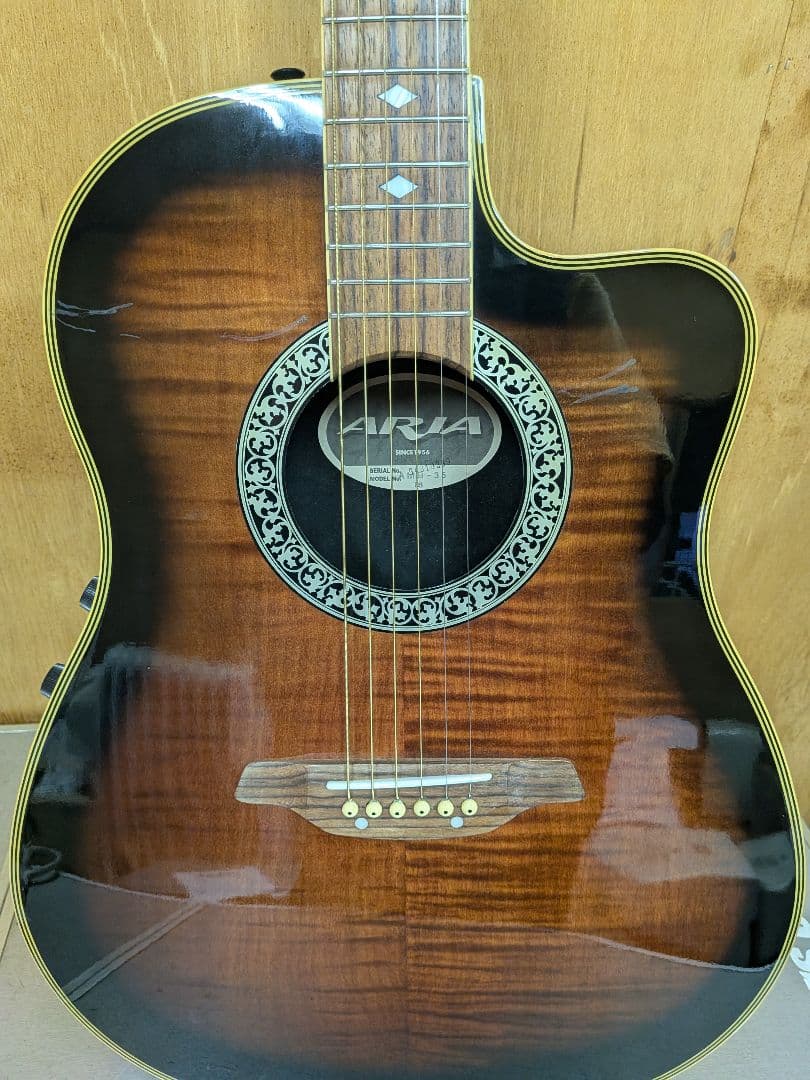 ARIA AMB-35 エレアコ ギター BS ケース付
