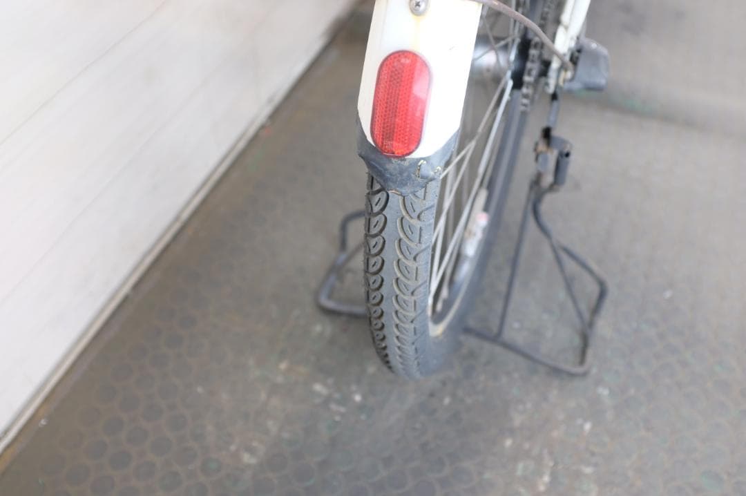 ブリヂストン製　HYDEE.B　26インチ　3段　8.7Ah充電器あり