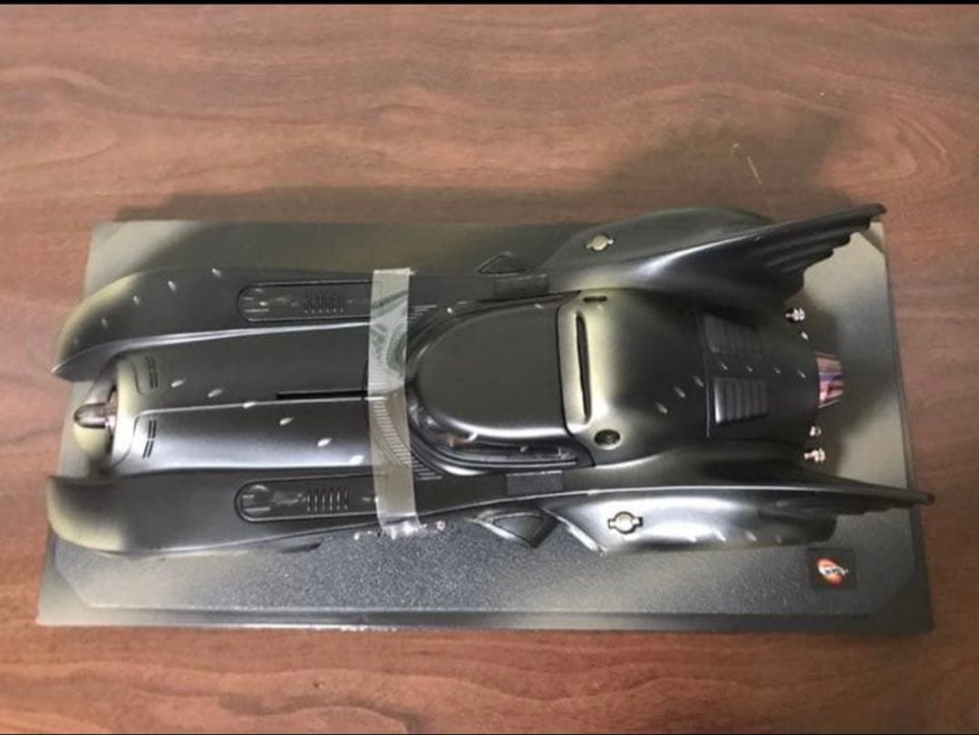 1/18 マテル バットモービル バトルダメージ リミテッド限定品